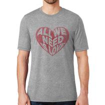 Camiseta All We Need Is Love - Foca na Moda