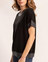 Camiseta Ampla SetaCashmere Preta e Cinza Chumbo Tamanho XL Camiseta Ampla SetaCashmere Preta e Cinza Chumbo Tamanho XL