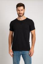 Camiseta Aplique V Bordado Bullf Camiseta Aplique V Bordado Bullf