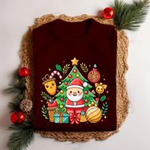 Camiseta ''Árvore de Natal'' Enfeites Fofo Delicado Luzes Piscas Bolinhas 100% Algodão Manga Curta Camiseta ''Árvore de Natal'' Enfeites Fofo Delicado Luzes Piscas Bolinhas 100% Algodão Manga Curta