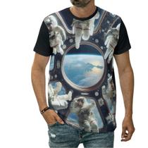 Camiseta Astronautas No Espaço Em Gravidade Zero Camisa Arte