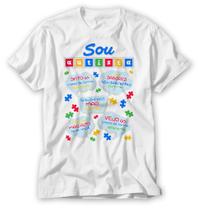 Camiseta autista apenas uma maneira diferente de ver o mundo