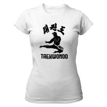 Camiseta Baby Look Taekwondo Kick in the air