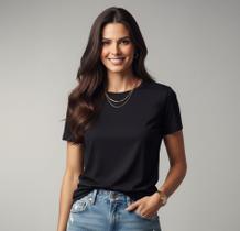 Camiseta basica 100 algodão 30.1 penteado feminina preta