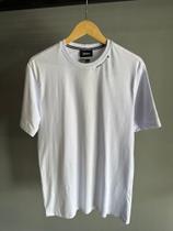 Camiseta básica aero Camiseta básica aero