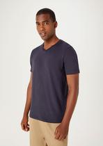 Camiseta Básica Masculina Slim Gola V Em Malha Flamê Camiseta Básica Masculina Slim Gola V Em Malha Flamê
