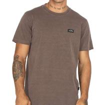 Camiseta Billabong Essential Masculino - Marrom escuro Camiseta Billabong Essential Masculino - Marrom escuro