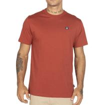 Camiseta Billabong Icon Patch WT25 Masculina Vinho