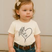 Camiseta Blusa Infantil Modinha Estampa Cavalo Coração Lindo Fofo Amor Carinho Country Menina Cowirl
