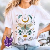 Camiseta Borboleta Itens Místicos