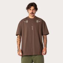 Camiseta Box Fit MCD Skull Caligraffiti Camiseta Box Fit MCD Skull Caligraffiti