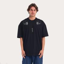 Camiseta Box Fit MCD Skull Caligraffiti Camiseta Box Fit MCD Skull Caligraffiti