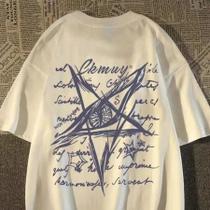 Camiseta Boxy Padrão de Homem Feminina Unissex Preta com Slogan e Gráfico de Pentagrama Camiseta Boxy Padrão de Homem Feminina Unissex Preta com Slogan e Gráfico de Pentagrama
