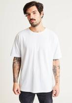 camiseta branca basica. camiseta branca basica.