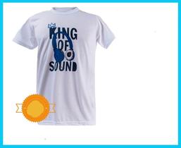 Camiseta branca estampa variada Camiseta branca estampa variada
