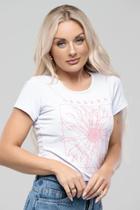 Camiseta - Branca Estampada Camiseta - Branca Estampada