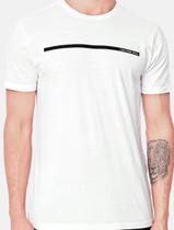 Camiseta Calvin Klein Jeans Masculina New Logo Sash Branca Camiseta Calvin Klein Jeans Masculina New Logo Sash Branca