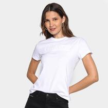 Camiseta Calvin Klein Logo Embossed Manga Curta Feminina