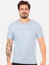 Camiseta Calvin Klein Masculina Jeans Sustainable CK Palito Azul Claro Camiseta Calvin Klein Masculina Jeans Sustainable CK Palito Azul Claro