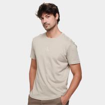 Camiseta Calvin Klein Rubber Patch I Masculina Camiseta Calvin Klein Rubber Patch I Masculina