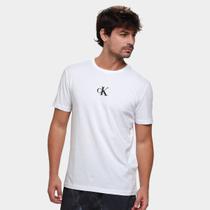 Camiseta Calvin Klein Rubber Patch Masculina Camiseta Calvin Klein Rubber Patch Masculina