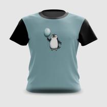 Camiseta Camisa Pinguim Segurando Balão