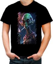 Camiseta Colorida Alien ET Fumando Alienígena 2