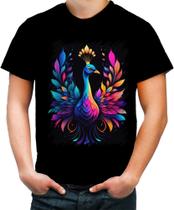 Camiseta Colorida de Pavão Colorido Neon Vetor 12 Camiseta Colorida de Pavão Colorido Neon Vetor 12