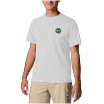 Camiseta Columbia Button Stamp Scripted M/C Branco Camiseta Columbia Button Stamp Scripted M/C Branco