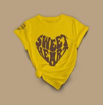 Camiseta Com Desenho De Coração Moderno Visual Minimalista Camiseta Com Desenho De Coração Moderno Visual Minimalista