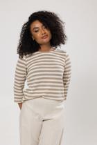 Camiseta Com Manga ¾ Listrada Texturizada Off White Com Bege Em Algodão Sustentável