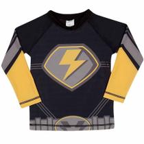 Camiseta com Proteção com Capa