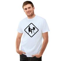 Camiseta Computador em Uso Camisa Personalizada Blusa Adulto Algodão com Poliéster