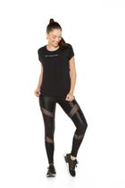 Camiseta Costas em Tela e Abertura Lateral Sperafico Viscolycra Preto Camiseta Costas em Tela e Abertura Lateral Sperafico Viscolycra Preto
