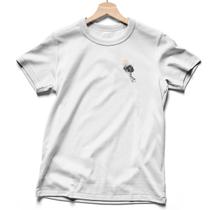 Camiseta Cristã Feminina - Bíblia na mão Camiseta Cristã Feminina - Bíblia na mão