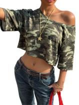 Camiseta Crop WDIRARA Y2k Camo Print Off Shoulder Green XS Camiseta Crop WDIRARA Y2k Camo Print Off Shoulder Green XS