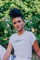 Camiseta cropped - flower -branco Camiseta cropped - flower -branco