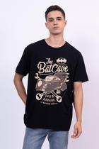 Camiseta DC Comics Batman Batcave Manager Camiseta DC Comics Batman Batcave Manager