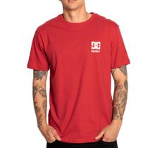 Camiseta DC Shoes Back Stripe SM25 Masculina Vermelho Camiseta DC Shoes Back Stripe SM25 Masculina Vermelho