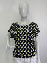 Camiseta de bolinhas