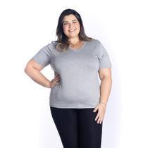 Camiseta de Malha de Viscose Gola V Plus Size Camiseta de Malha de Viscose Gola V Plus Size