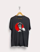 Camiseta de manga curta com estampa renascentista DRINK IT - ALLT Streetwear