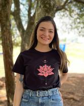 Camiseta Delta Namaste Camiseta Delta Namaste