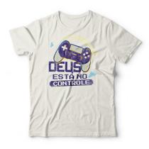 Camiseta Deus Está No Controle
