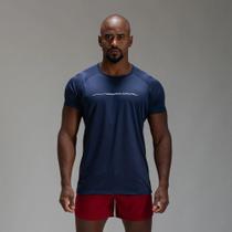 Camiseta Dry Fit Line Move Marinho Ashir - Alpha Co Camiseta Dry Fit Line Move Marinho Ashir - Alpha Co