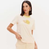 Camiseta Easy Lança Perfume Manga Curta Ve26 Bege Feminino Camiseta Easy Lança Perfume Manga Curta Ve26 Bege Feminino