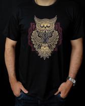 Camiseta estampada coruja