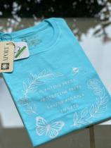 Camiseta Feminina azul com estampa Camiseta Feminina azul com estampa