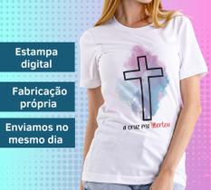 Camiseta Feminina Blusa Manga Curta A cruz me libertou Moda Evangélica Cristã Gospel