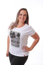 Camiseta Feminina Branca Estampa Copacabana